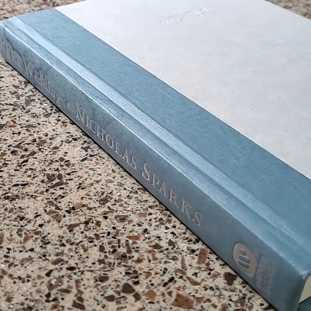 Nicholas Sparks The Wedding Hardback Book - never read without jacket